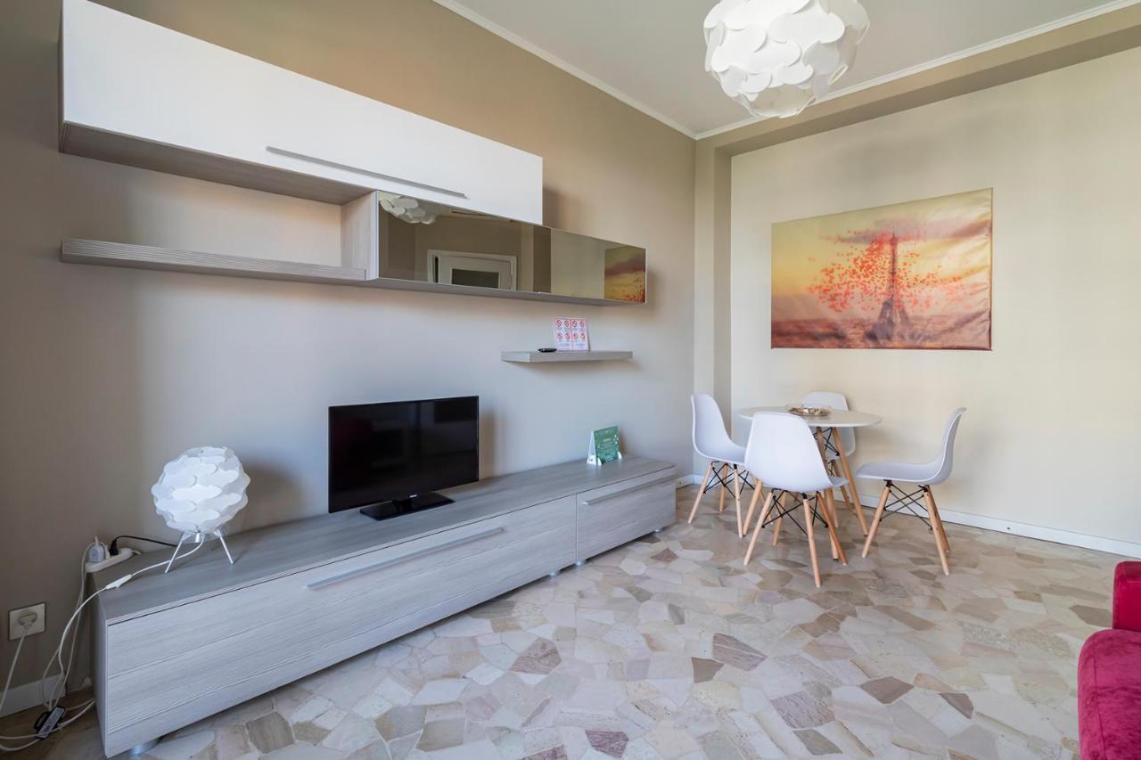 Altido Trendy Flat With Balcony, Easy Access To Milan Centre Διαμέρισμα Εξωτερικό φωτογραφία